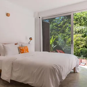 casa-de-piedra-tulum.allrivieramayahotels.com/